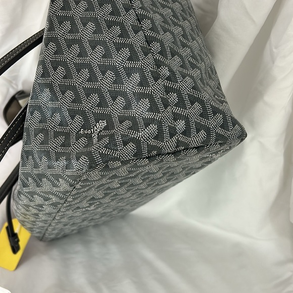 Goyard Saint Louis PM Grey Women's Tote Bag - Picture 5 of 11